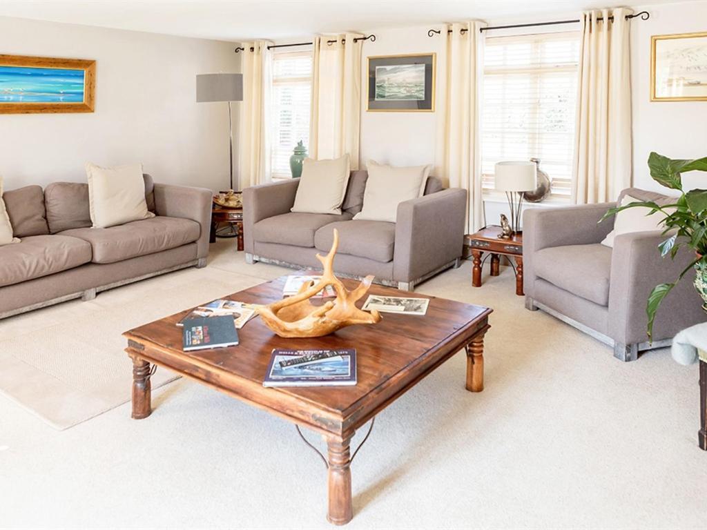 Meadow View Hotel Wighton Екстериор снимка